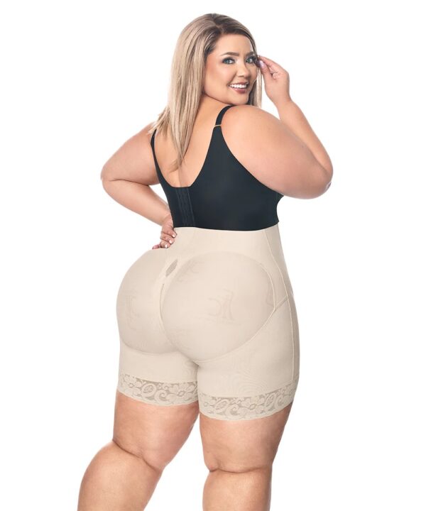 Faja Short reloj de arena media pierna (O-076)