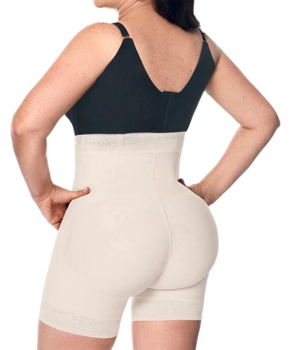 SHORT BEIGE TIRO ALTO (O-070)